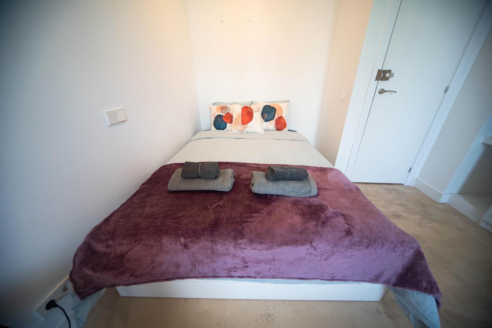 Sagrada Familia Private Rooms Barcelona Exterior photo